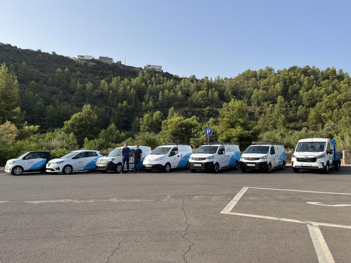 Flota de vehículos eléctricos de Facsa en la Vall d'Uixó.