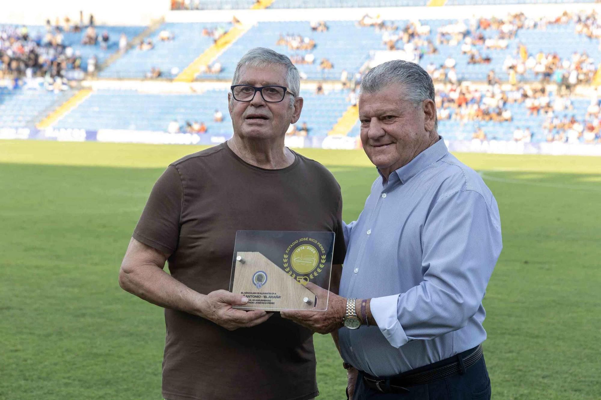 El Hércules celebra el 50 aniversario del Rico Pérez ganando el Trofeo Ciudad de Alicante ante el Alavés