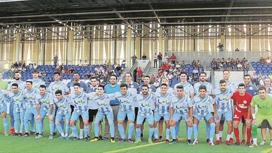 El Ciudad de Lucena se estrena en la competición remontando al Cádiz B