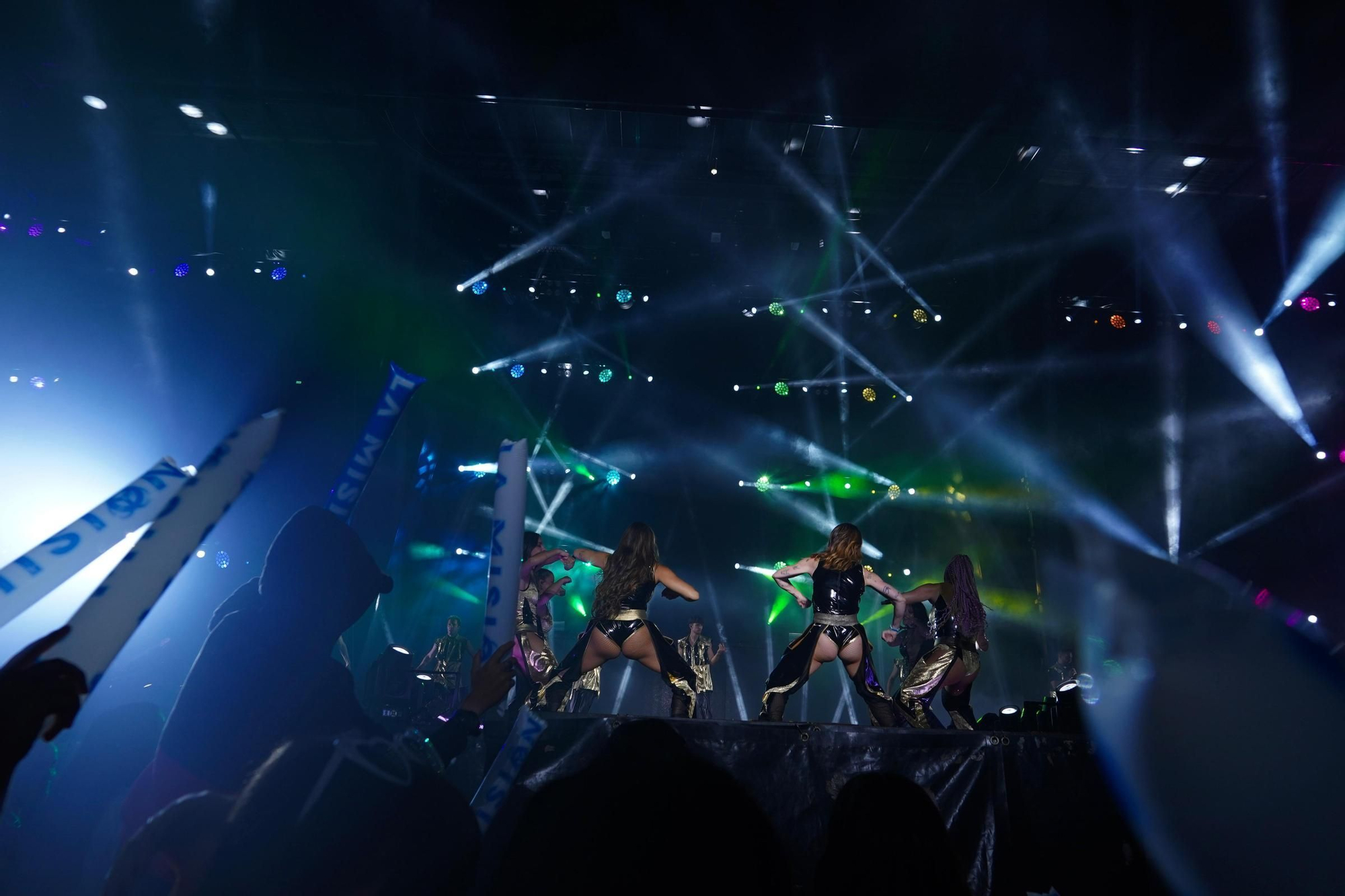 GALERÍA | La orquesta La Misión llena Zamora en las fiestas de San Pedro