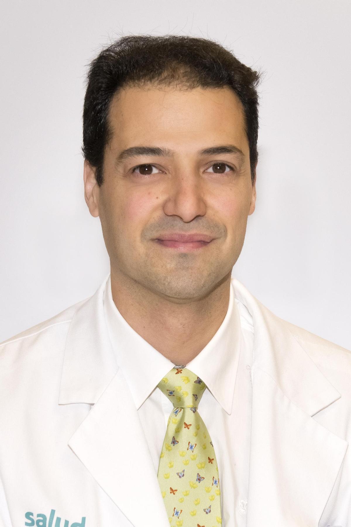 Dr. Antonio Ferreras, jefe de Servicio de Oftalmología del Hospital Universitario Royo Villanova y Hospital Nuestra Señora de Gracia.
