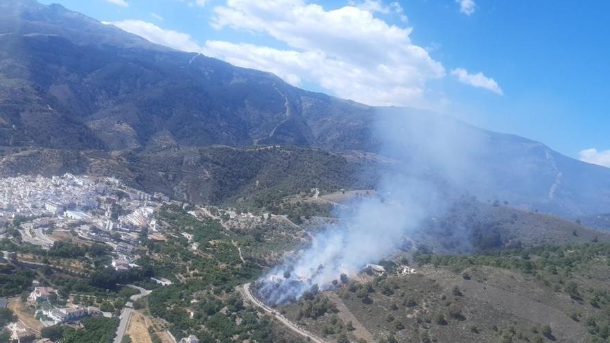 Incendio declarado en Canillas de Albaida