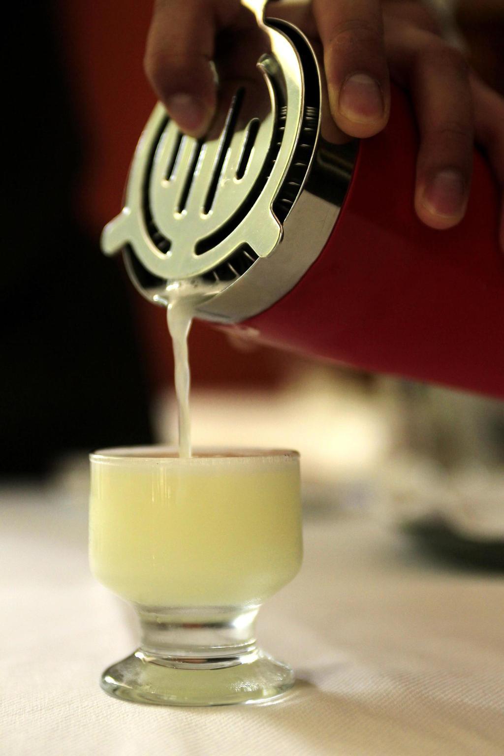 Pisco sour.