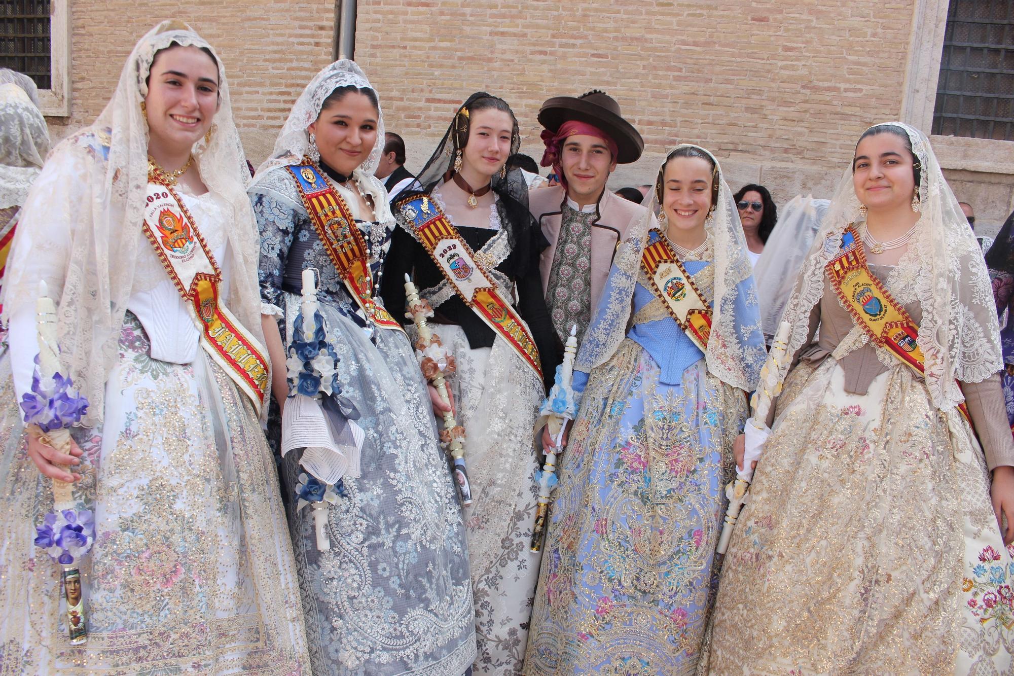 La fuerza de las Fallas en la Procesión de la Virgen (I)