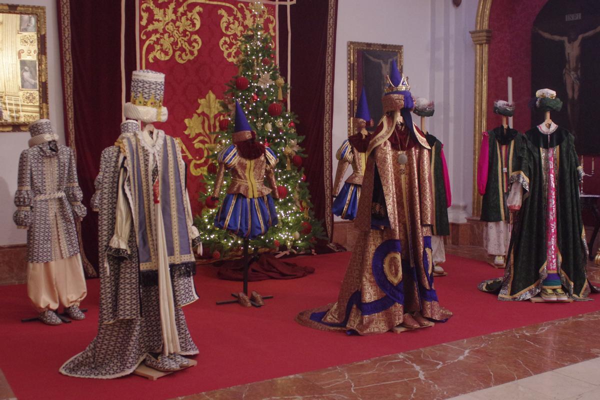 Nombramiento de los Reyes Magos de Oriente en la cabalgata de Málaga: Daniel Pérez, Arturo Fernández y Kendrick Perry