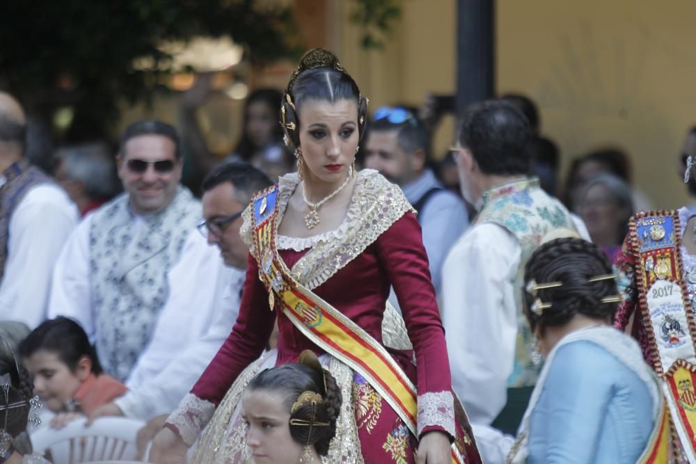 Homenaje de las fallas del Marítimo a la Senyera