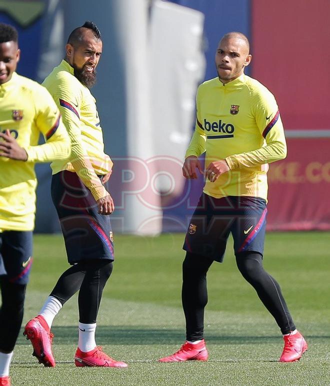 Martin Braithwaite entrena por primera vez con  su nuevo equipo el FC Barcelona en la Ciutat Esportiva Joan Gamper.