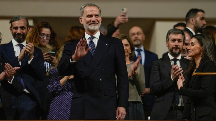 Las víctimas denuncian el terrorismo que ahora se presenta &quot;envuelto en un fanatismo religioso que no conoce fronteras&quot;