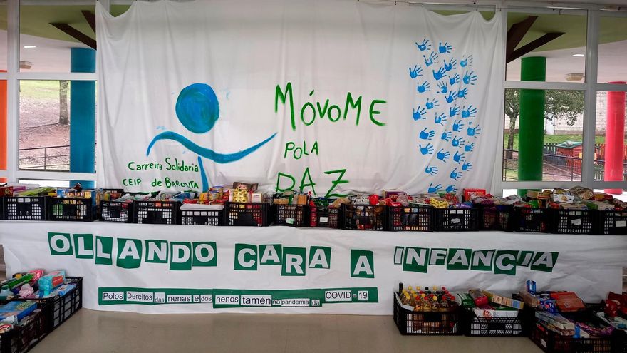 Algunos de los alimentos y útiles de aseo reunidos por la comunidad educativa de Barouta, Ames. Foto: CDA