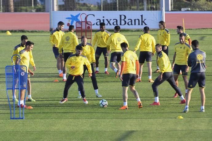 ENTRENAMIENTO DE LA UD LAS PALMAS