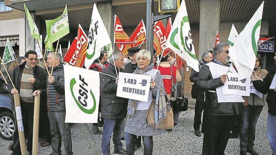 Los sindicatos emplazan a Celaya a negociar para después de Reyes