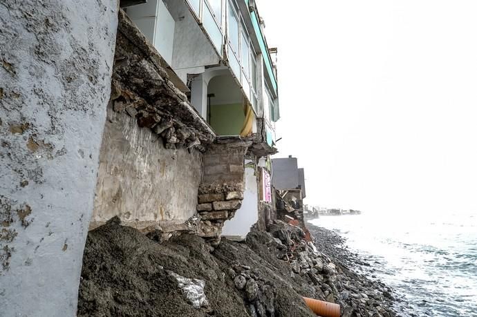 DERRUMBE VIVIENDA POR EL OLEAJE EN SAN ANDRES