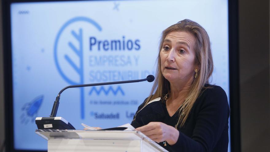 Ribó destaca que haya mujeres empresarias referentes para las niñas