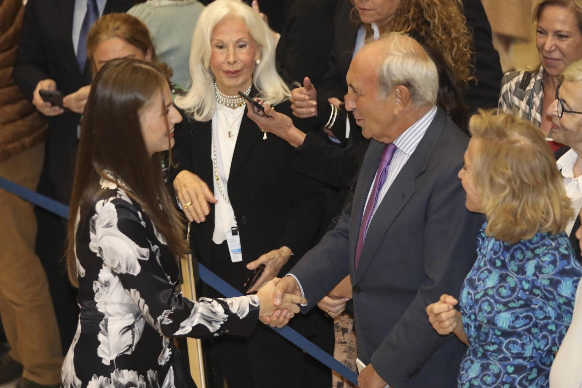 EN IMÁGENES: La Familia Real asiste en Oviedo al concierto de los premios "Princesa de Asturias"