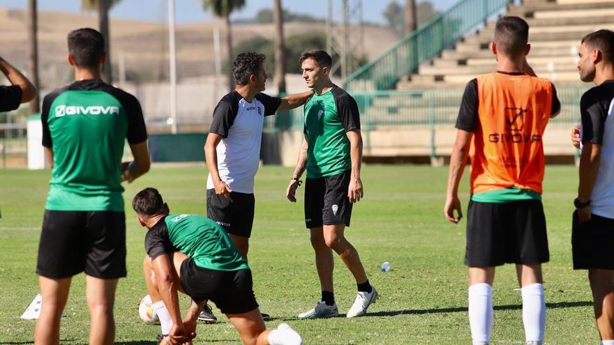 Carracedo: &quot;Vamos a dar el máximo de cada uno para este primer partido&quot;