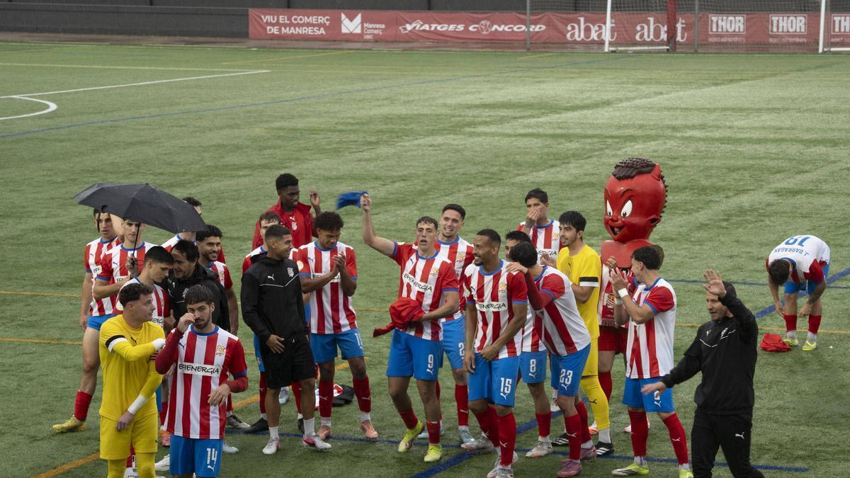 La plantilla del CE Manresa en la celebració del títol de lliga
