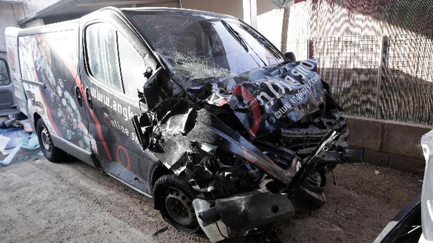 Der Lieferwagen, der mit dem VW Polo zusammenprallte.