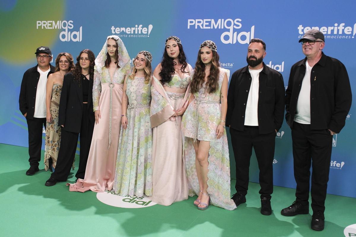 El grupo Nueva Línea, en los Premios Dial.