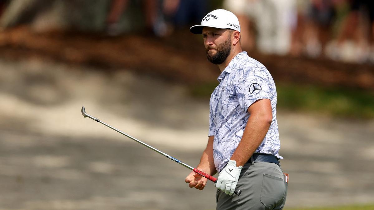 Jon Rahm juega en México donde quiere ganar por segundo año consecutivo