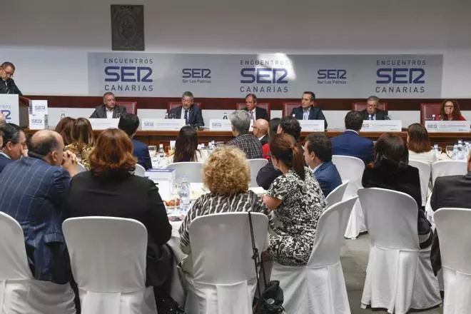 Foro Encuentro de la Cadena SER en el Colegio de Abogados