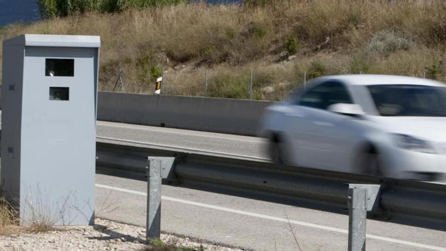 El secreto de la DGT al descubierto: así puedes saber si un radar está vacío