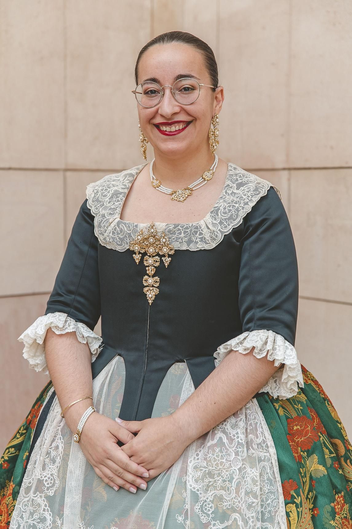 Sandra Villalobos Sánchez C.F. AVENIDA CANDALIX