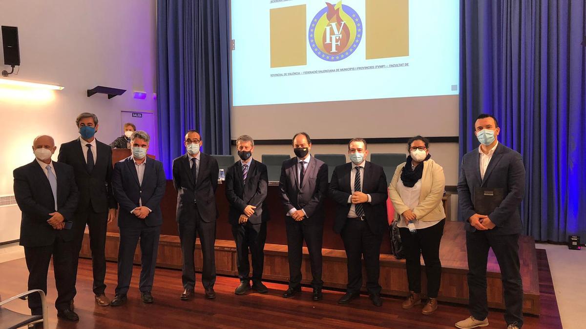 Participantes en la Jornada Retos de la Economía Valenciana.