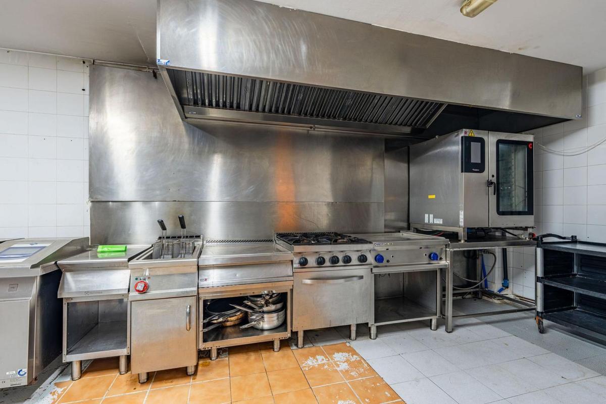 Für 250.000 Euro inseriert: So sieht es aktuell im Sharky's von "Goodbye Deutschland"-Mallorca-Auswanderer Steff Jerkel aus