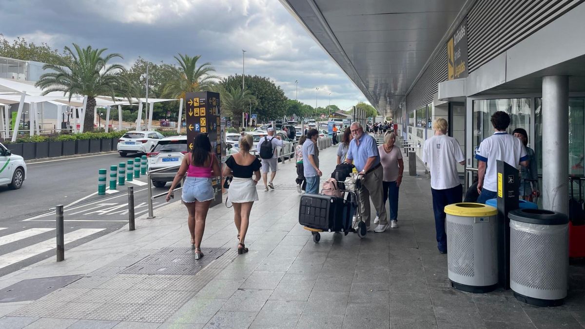 Taxis en el aeropuerto de Ibiza