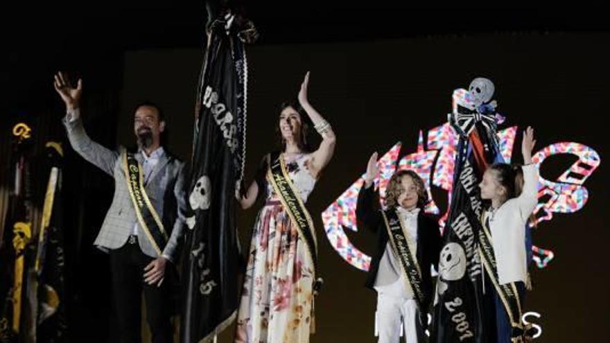 La Plaza Castelar brilló con luz propia con la gala de los Moros y Cristianos de Elda.