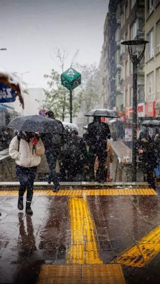 La AEMET pone el foco en Castilla y León: tormentas con granizo grande y rachas "muy fuertes" este sábado