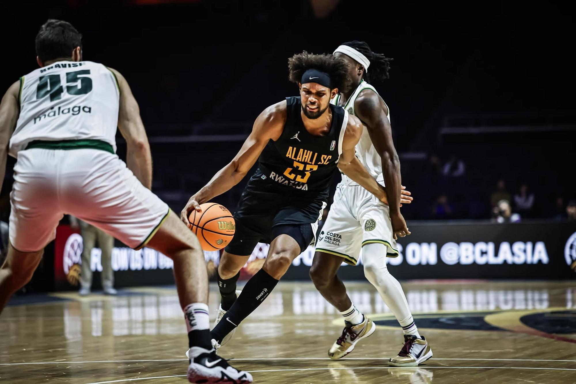 Copa Intercontinental de baloncesto: Al Ahli 61-73 Unicaja, en imágenes