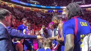 Xavi Pascual celebra la victoria del Barça ante el Valencia Basket: "Nos permite respirar un poco"