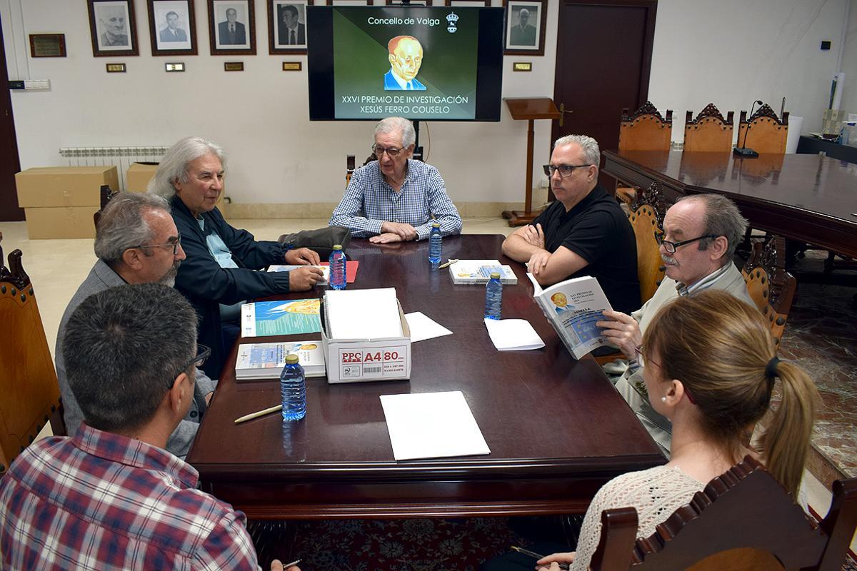 El jurado decide los vencedores del XXVI Premio de Investigación Xesús Ferro Couselo.