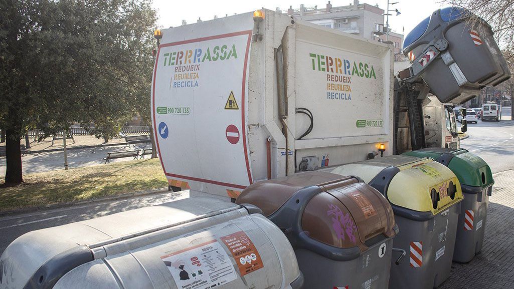 Camión de la basura de Terrassa, en una foto de archivo.