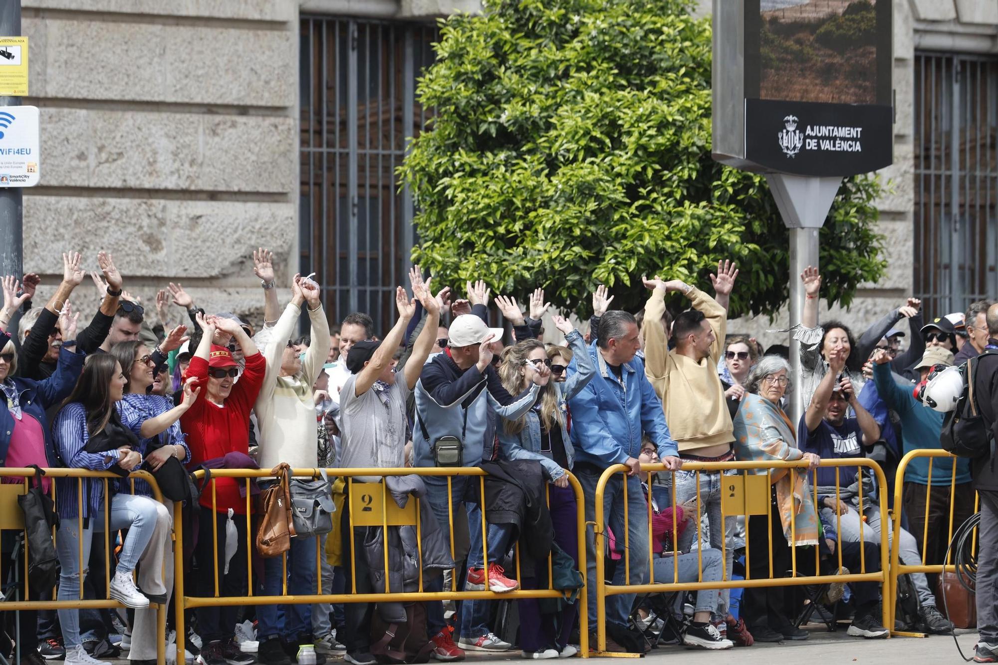 Búscate en la mascletà del 19 de marzo