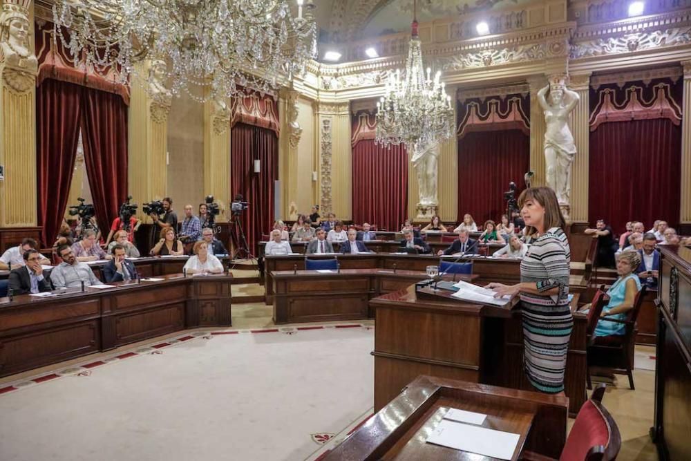 Primer debate de la Comunidad de Armengol en el Parlament