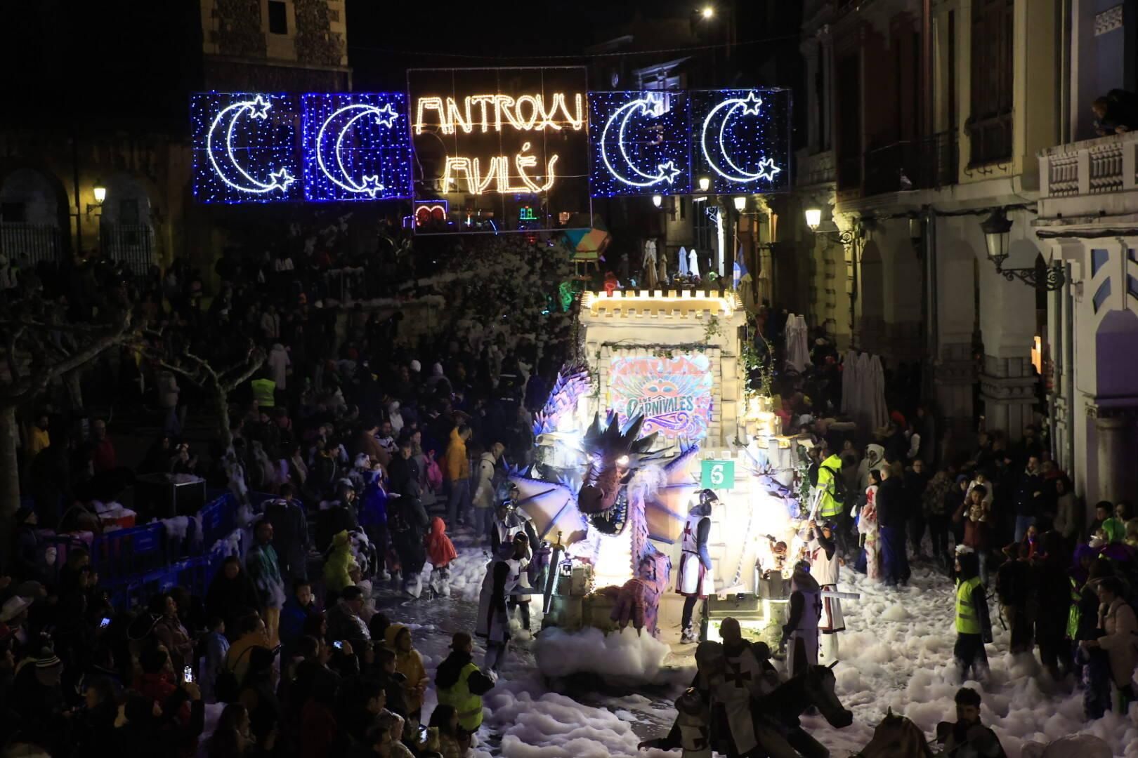 EN IMÁGENES: Así fue el espectacular 37.º Descenso de Galiana en el Antroxu de Avilés