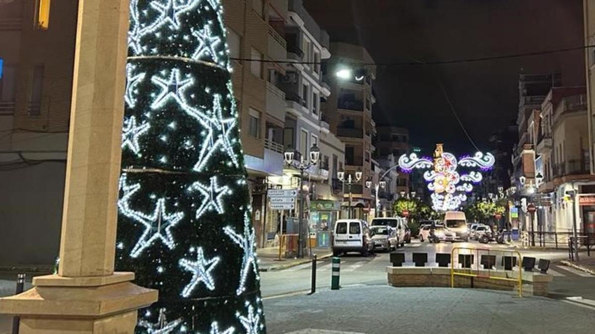 Moncada se ilumina con las luces navideñas