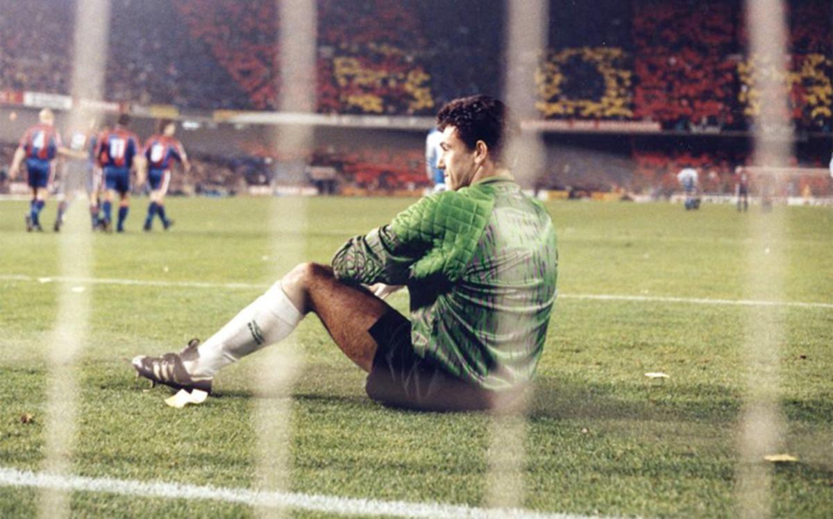 Paco Liaño en un partido en el Camp Nou