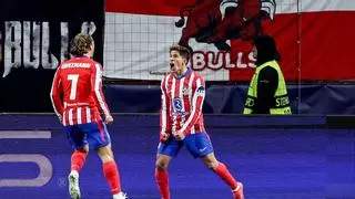 El 'heavy metal' de Giuliano Simeone lleva al Atlético a unos octavos de la Champions envenenados