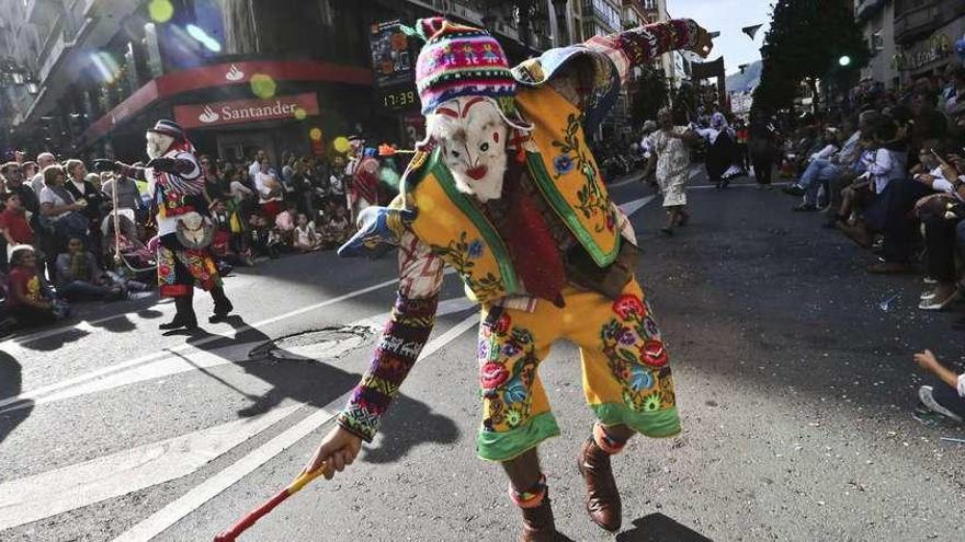 Una imagen del desfile del Día de América en Asturias del año pasado.