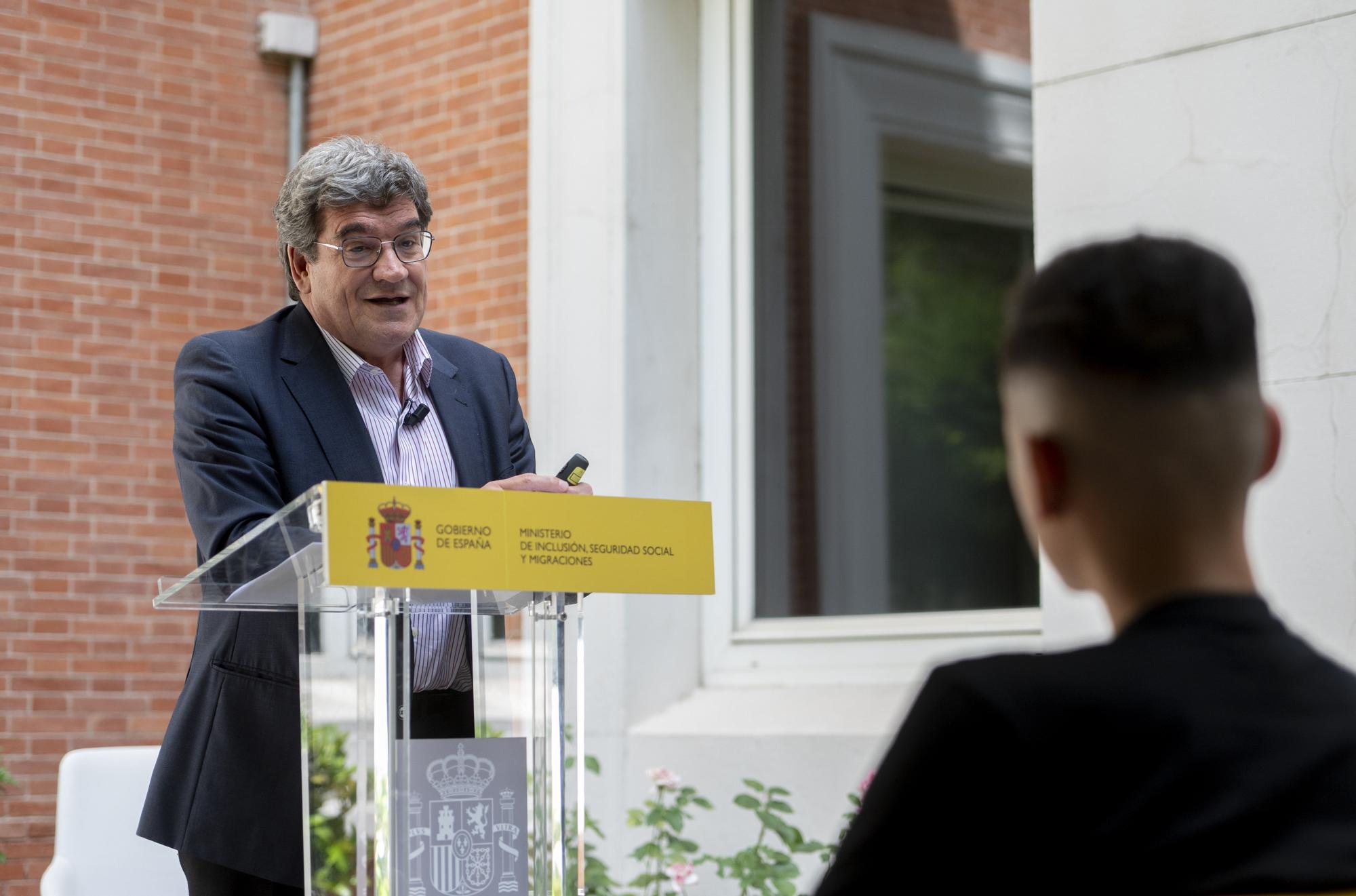 El ministro Escrivá, durante la presentación del balance de la reforma del Reglamento de Extranjería, el 3 de junio de 2022