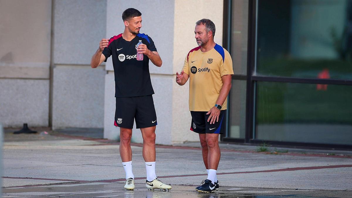 Lenglet llega a la Ciudad Deportiva para cerrar su salida del Barça