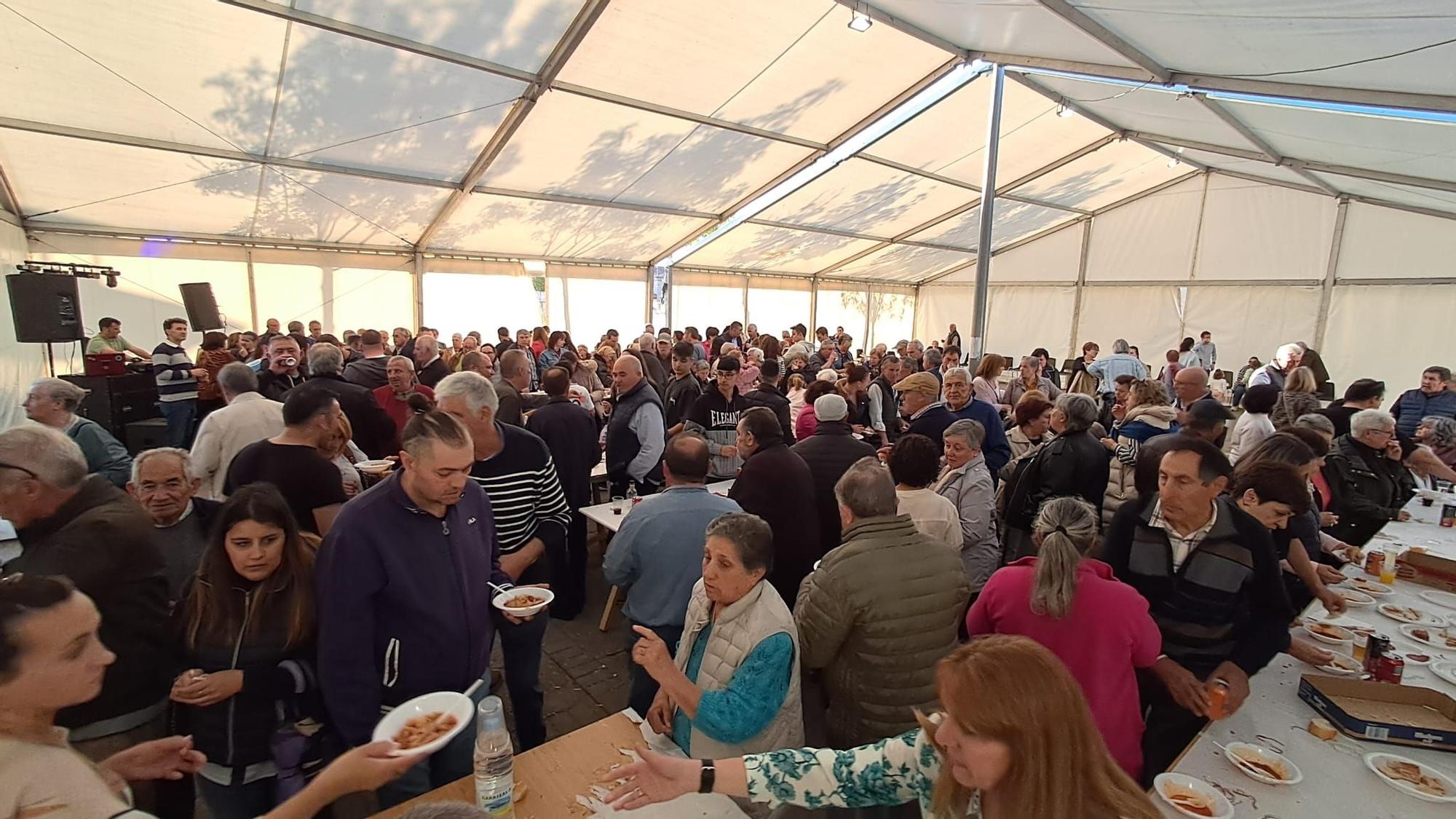 GALERÍA | Villafáfila despide las fiestas de San Isidro con un taller de papiroflexia