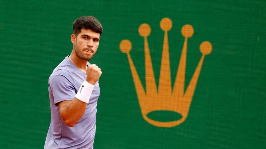 Alcaraz y sus siete vidas completan la fiesta española en Montecarlo
