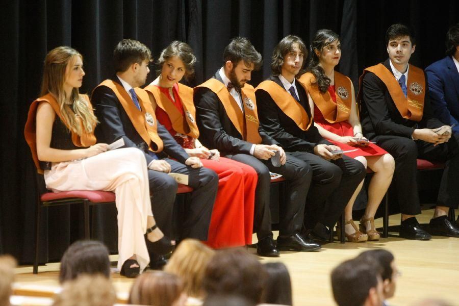 Graduaciones en el Campus