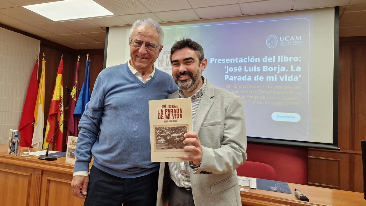 Borja y Samuel Linares, en la presentación del libro.