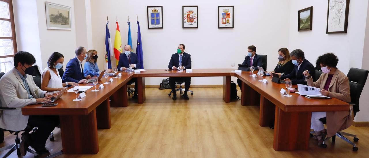 El gobierno asturiano confirma que VOX no participará en la ronda de contactos para la reforma del Estatuto de Autonomía