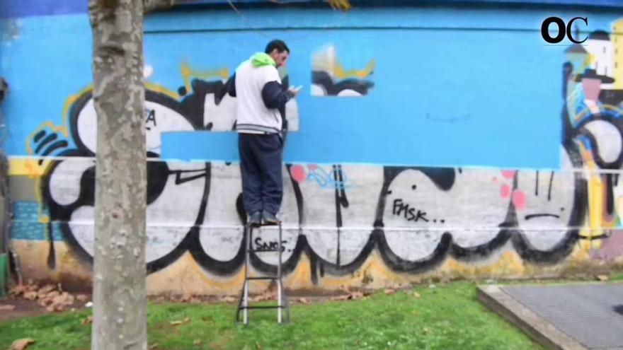 Arranca la recuperación del mural en honor a Lugrís en la plaza de Pontevedra